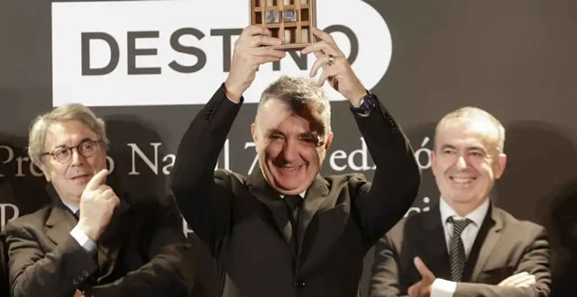Manuel Vilas galardonado con el Premio Nadal 2023